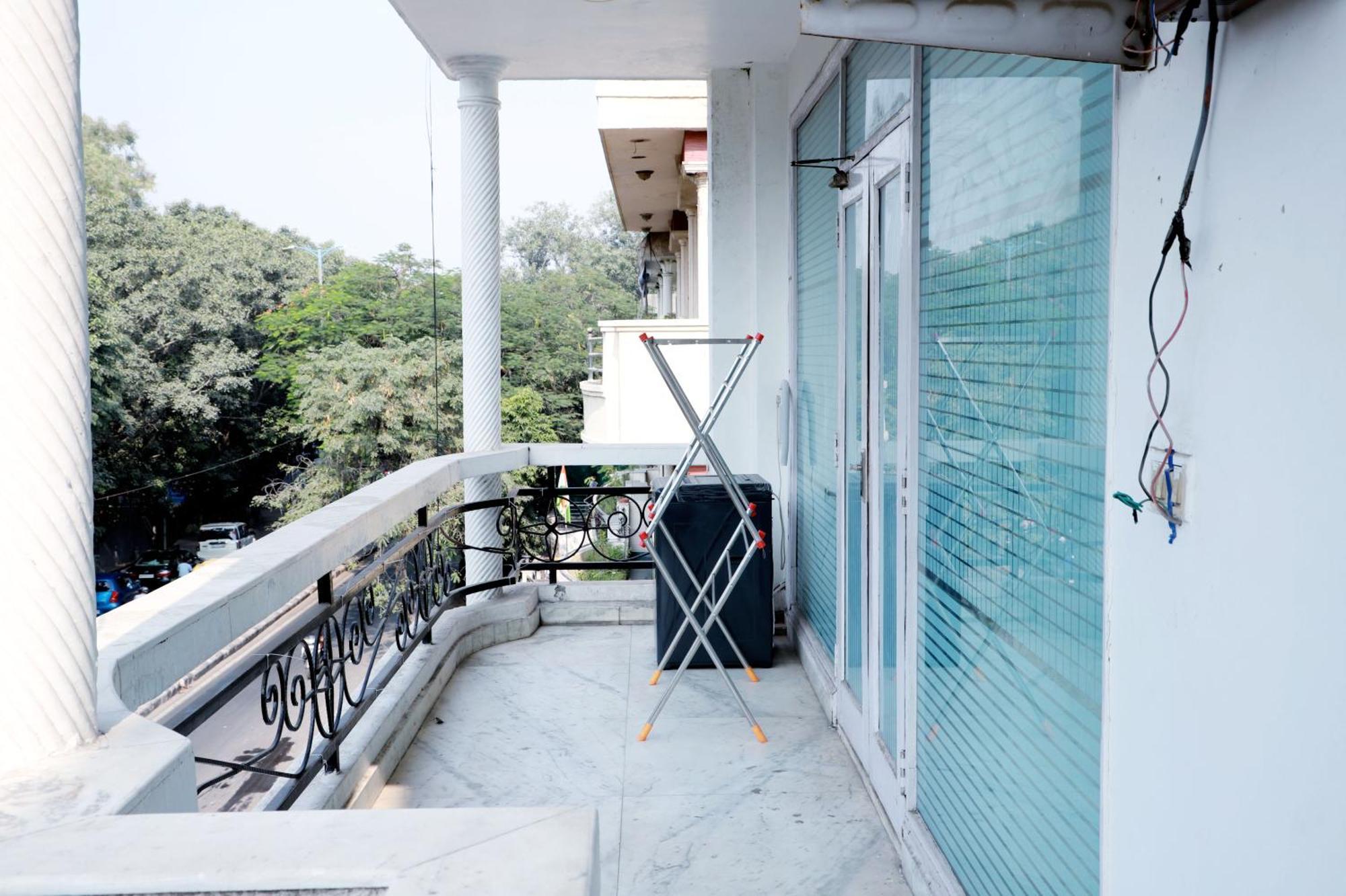Fortune Home Service Apartment 2Bhk,E28 Saket 2A ニューデリー エクステリア 写真